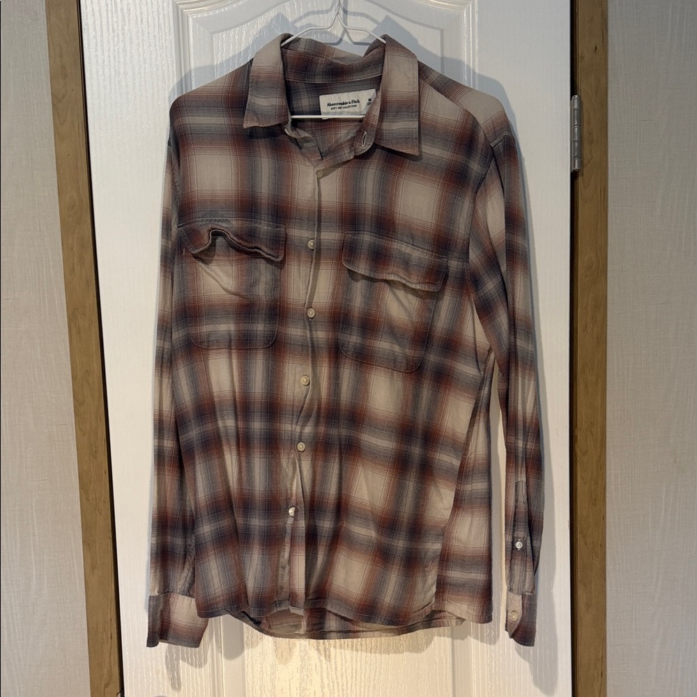Abercrombie & Fitch Red and Blue Plaid Casual Button Down Shirt